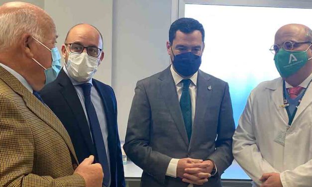 Moreno inaugura el Centro de Salud Ángel Salvatierra en El Puerto