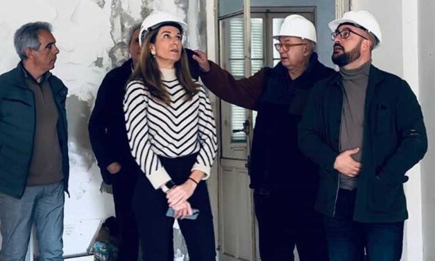 Germán Beardo visita el antiguo Hospital San Juan de Dios, que avanza en su rehabilitación