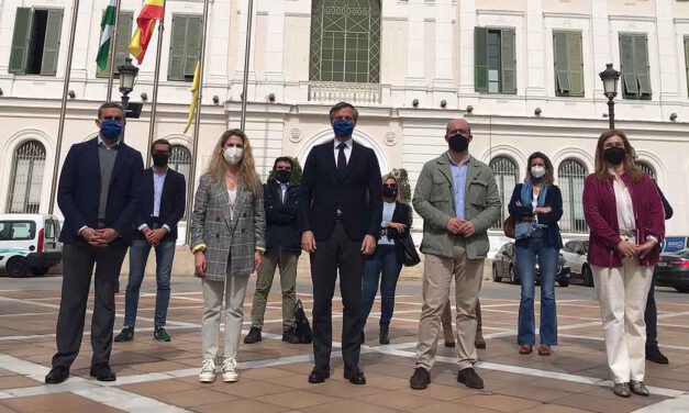 El PP reclama en El Puerto 20.000 millones de fondos europeos para la gestión directa por los ayuntamientos