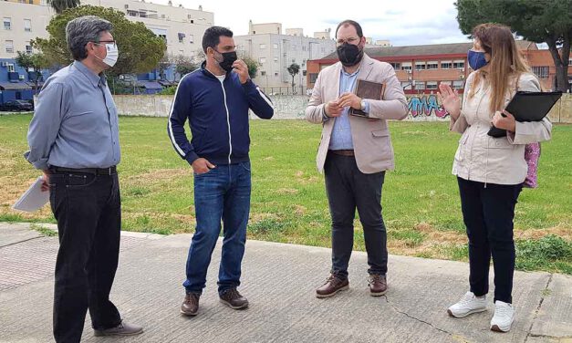 Javier Bello visita la AAVV "La Música"