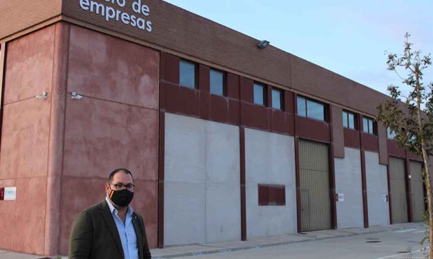 Bello anima a participar en el proceso de elaboración de la ordenanza del Vivero de Empresas