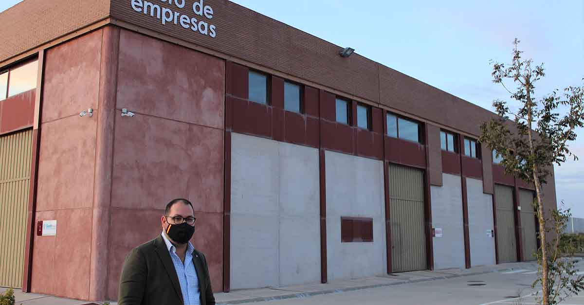 Bello anima a participar en el proceso de elaboración de la ordenanza del Vivero de Empresas