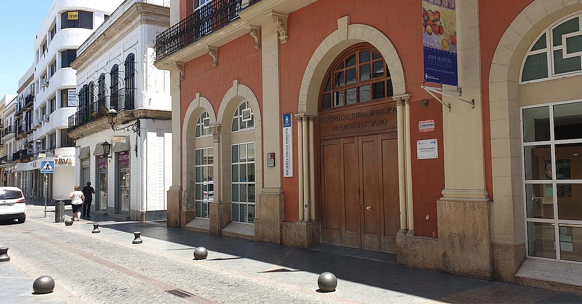 El Centro Cultural Alfonso X acoge un coloquio sobre Mujer y Deporte