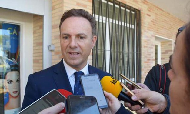 "De la Encina contrató personal funcionario con una Bolsa de Empleo caducada"