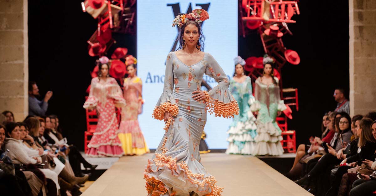 Ángeles Verano presenta en Sevilla, "Caminando entre Volantes"