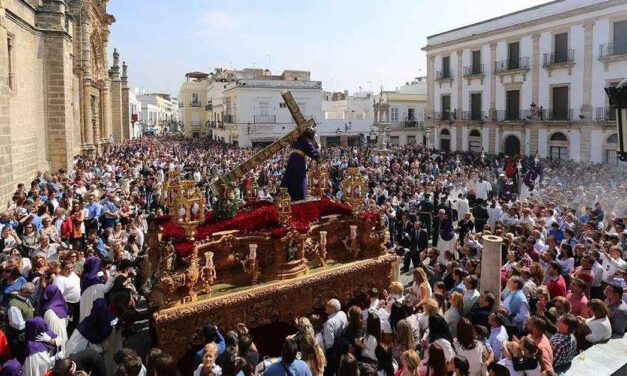 El Ayuntamiento pide que el Gobierno rebaje el IVA de las sillas de Semana Santa