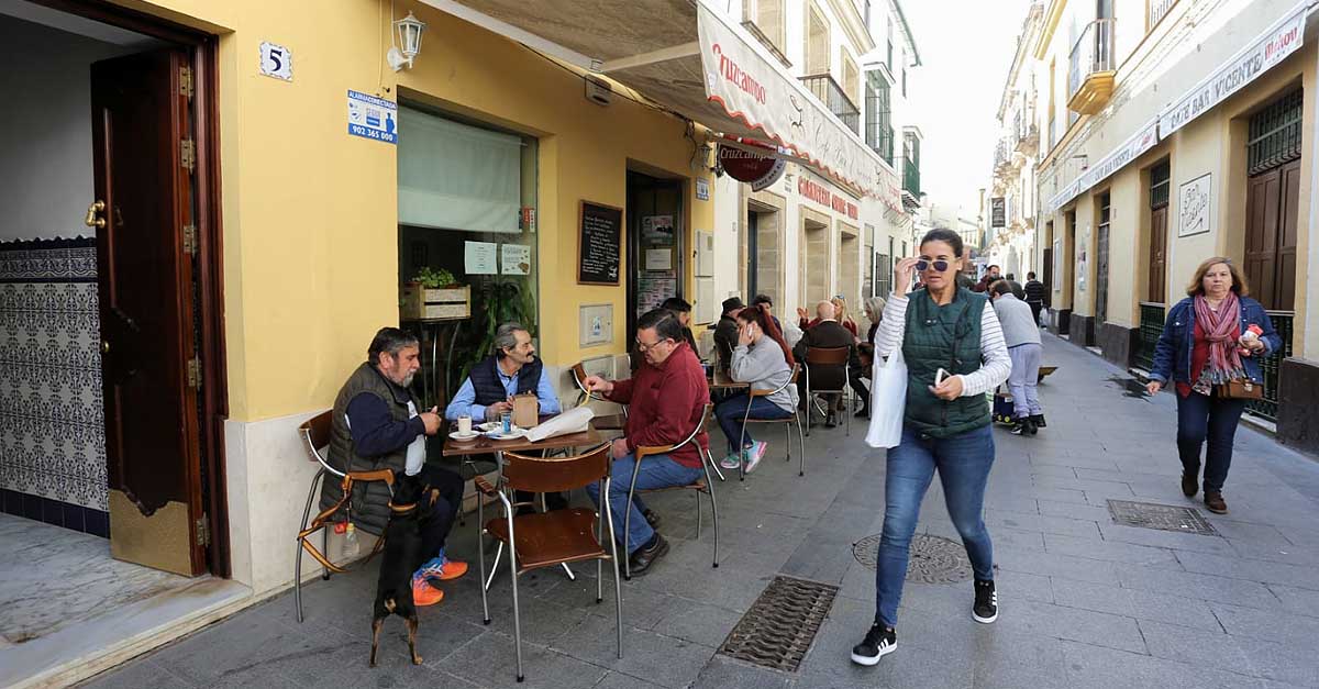 Calma tensa en El Puerto, mientras las autoridades insisten en el confinamiento