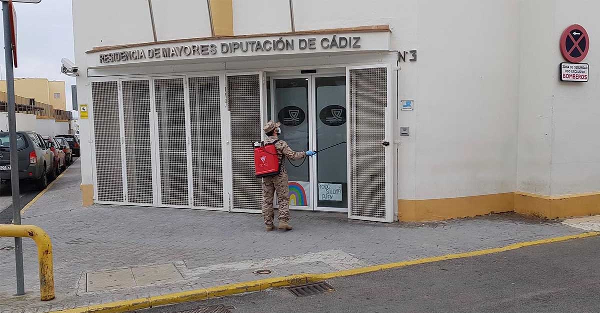 La Infantería de Marina efectúa trabajos de desinfección