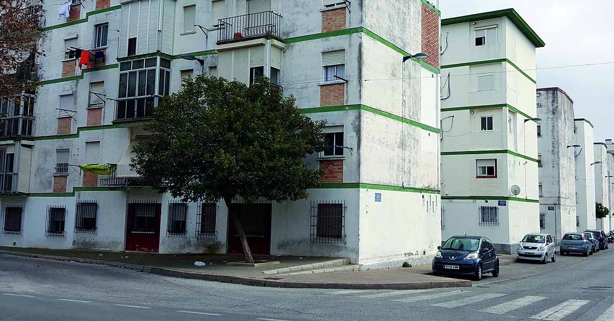 La Junta da luz verde a la rehabilitación de la barriada de Los Milagros
