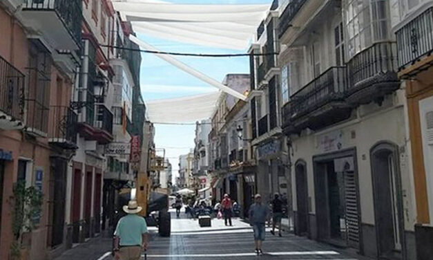 El centro de El Puerto volverá a contar con toldos este verano