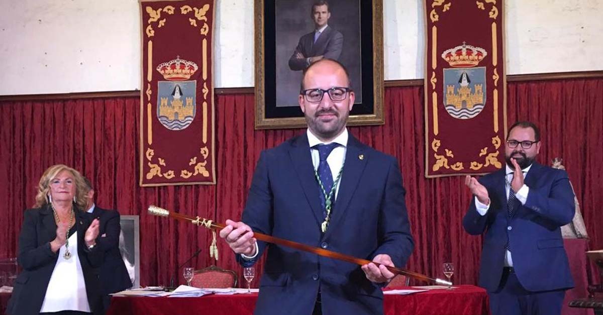 "¿Es oro todo lo que reluce? El gobierno continuista de Germán Beardo"