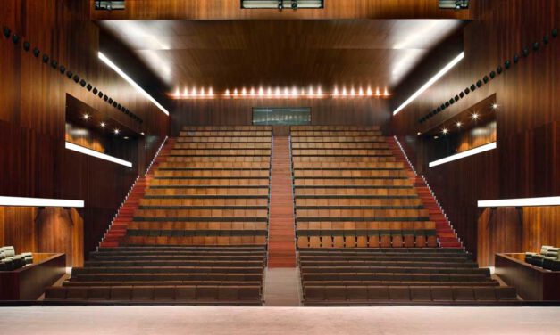 Las taquillas del Teatro abren hasta el viernes para la devolución de entradas