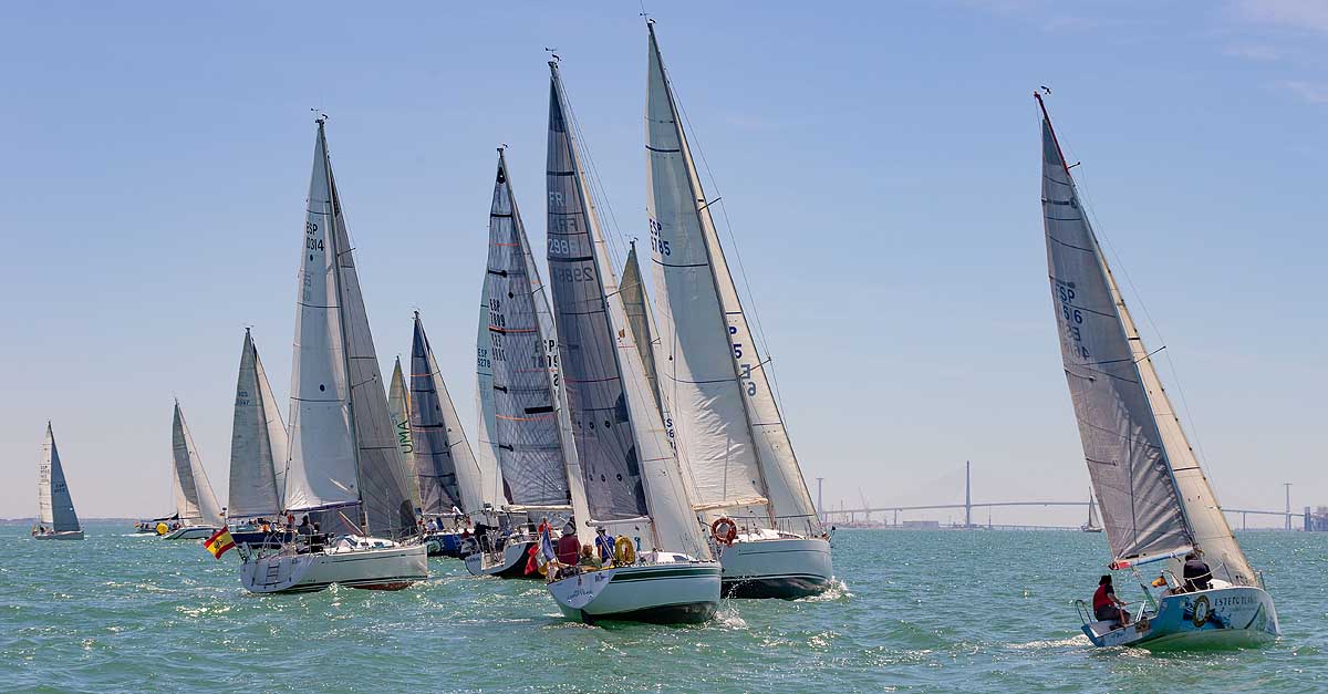 CN Puerto Sherry reinicia su temporada de regatas tras el parón de la Covid-19