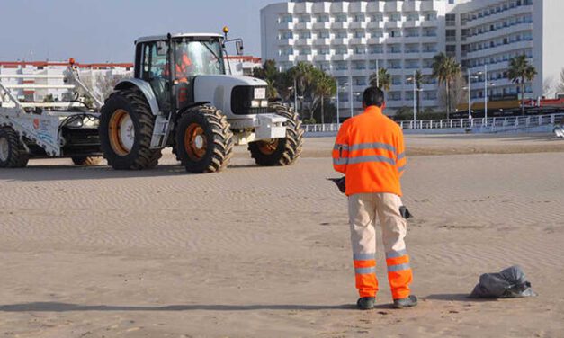 UGT se desmarca de la huelga del servicio de limpieza de playas