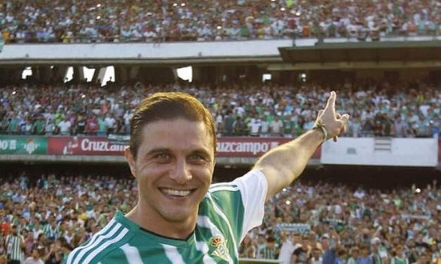 Joaquín iguala a Raúl como segundo jugador con más partidos en Primera