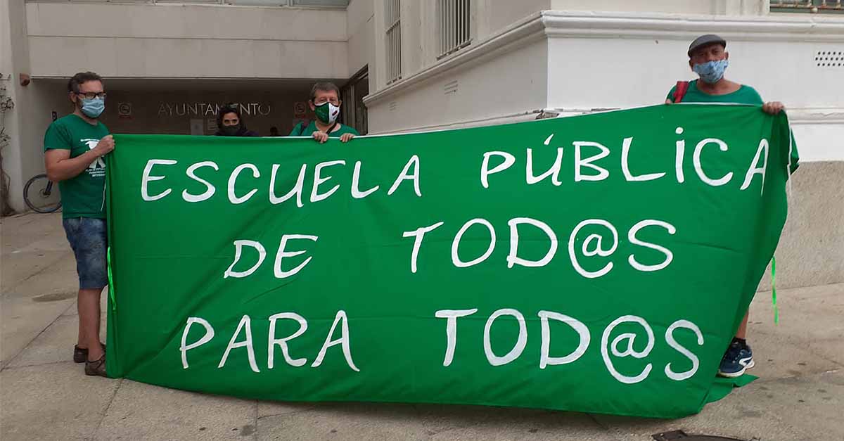 Los conciertos desmantelan la red pública educativa