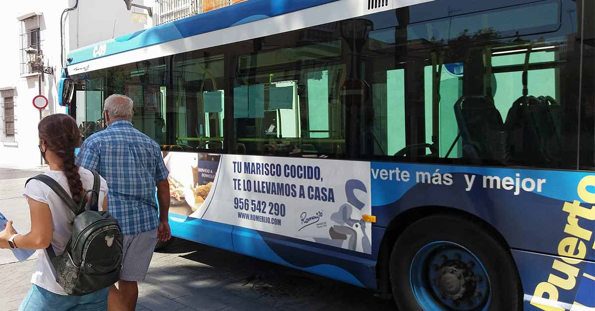 Establecido un amplio dispositivo de autobuses urbanos para llegar al recinto ferial Las Banderas
