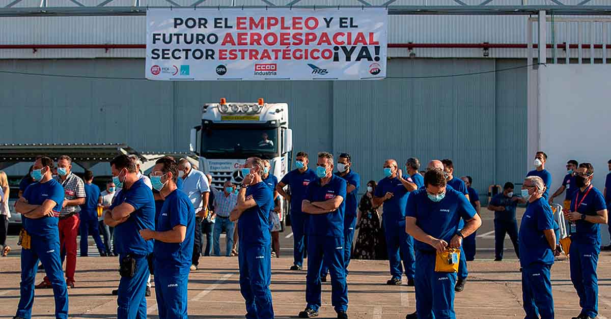 El sector aeronaútico se moviliza contra los despidos en Sevilla y Cádiz