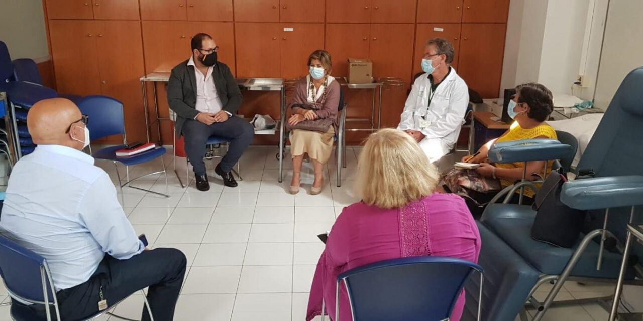 La delegada de Salud se reúne con la Flave para abordar las actuaciones contra la Covid