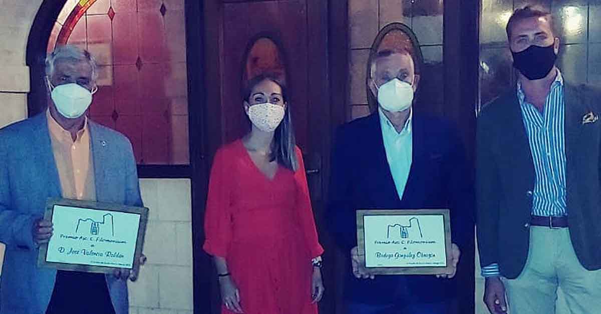 José Valencia Roldán y Bodegas Obregón, premiados por la Asociación Cultural Filomonium