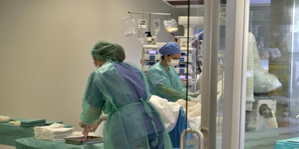 62 nuevos contagios en la provincia de Cádiz y nuevos ingresos hospitalarios