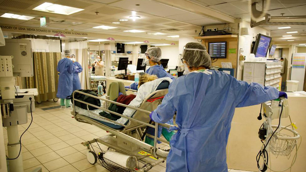 Andalucía suma 26 hospitalizados por Covid en 24 horas hasta los 1.024