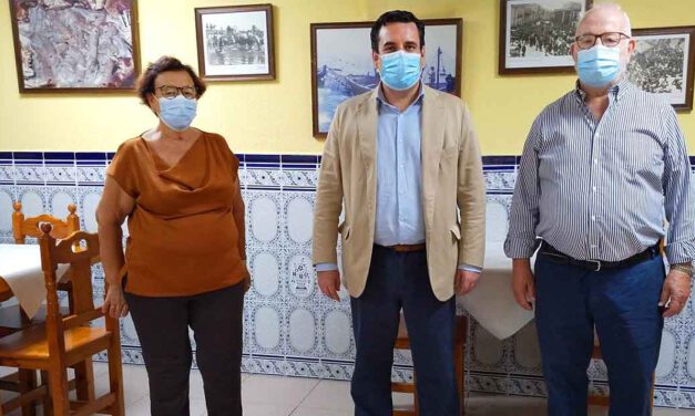 Curro Martínez visita La Dorada con motivo de su 40 aniversario