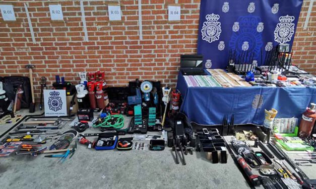 Desarticulada una banda de butroneros que había robado en El Puerto