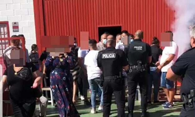 Más de 150 personas, sin cumplir las medidas antiCovid, en una fiesta en Almonte