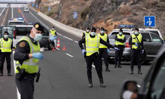 La Junta no contempla restringir la entradas y salidas de Andalucía