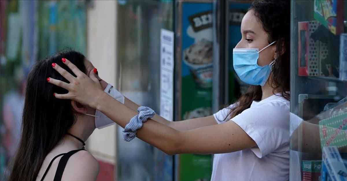 Andalucía suma casi 6.000 contagios en una jornada con 45 fallecidos