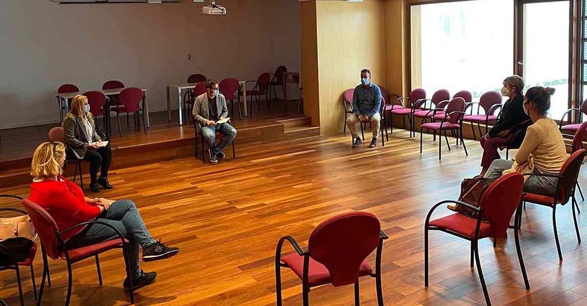Padres y madres de la Guardería Municipal piden su continuidad