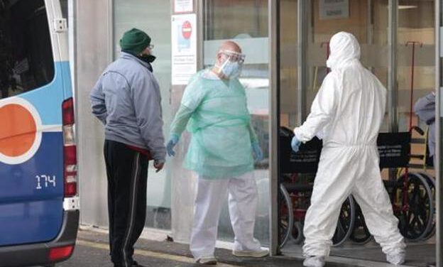 Andalucía suma 5.622 positivos y 54 muertes, más de la mitad en Sevilla