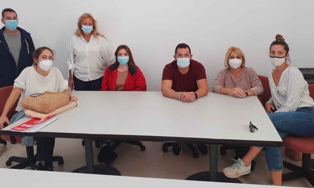 Las familias de la Guardería Municipal piden soluciones al gobierno