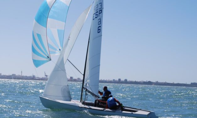 Sayula gana el Trofeo Gipsy 1927 Flying Dutchman