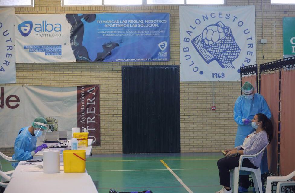 Andalucía iguala la cifra de ayer con 60 fallecidos en 24 horas