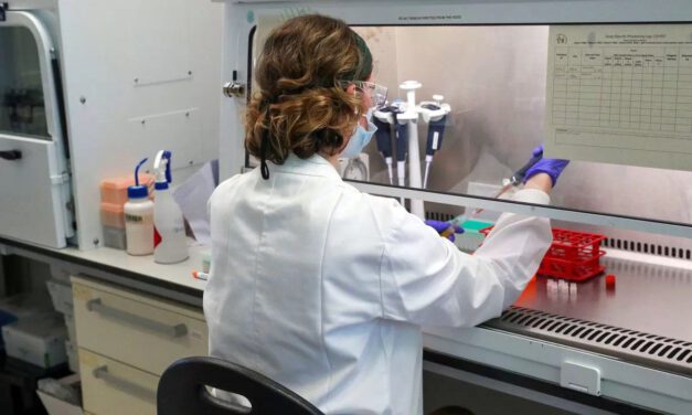 La vacuna de Oxford y AstraZeneca tiene una efectividad del 70,4 %