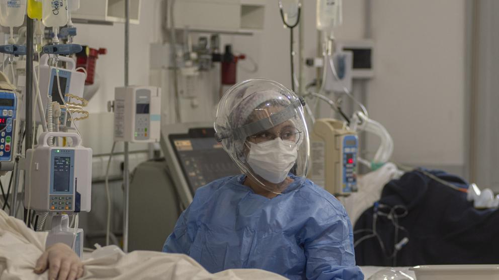 Andalucía suma mil positivos menos que el lunes pasado, un total de 3.329 casos