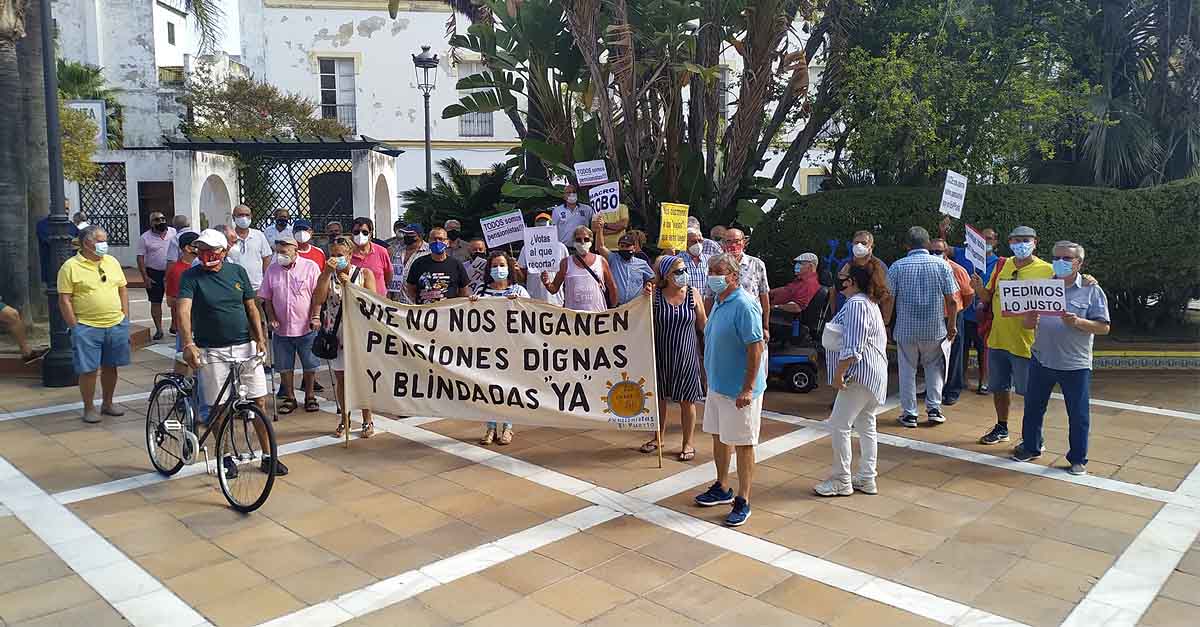 'Los lunes al sol' sigue adelante con sus concentraciones en El Puerto por unas pensiones dignas