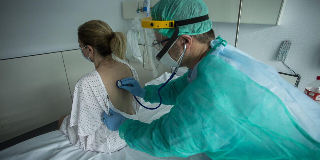 Andalucía suma 49 hospitalizados por Covid en 24 horas