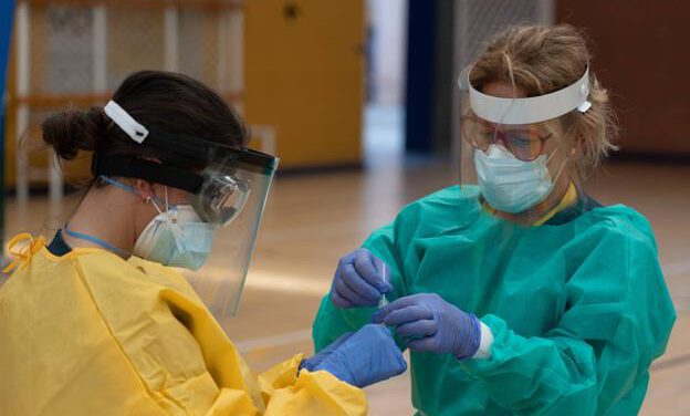 Andalucía suma 4.406 casos en 24 horas, casi el doble del lunes pasado