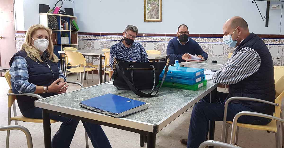 La Asociación de Vecinos San Marcos expone sus inquietudes a Javier Bello