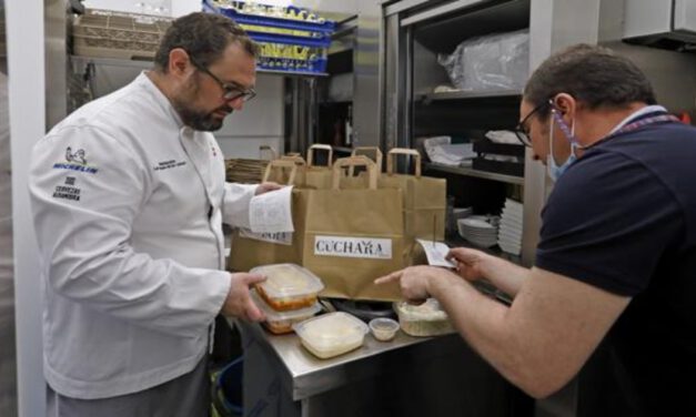 La Junta rectifica con la hostelería: podrás pedir a domicilio hasta esta hora