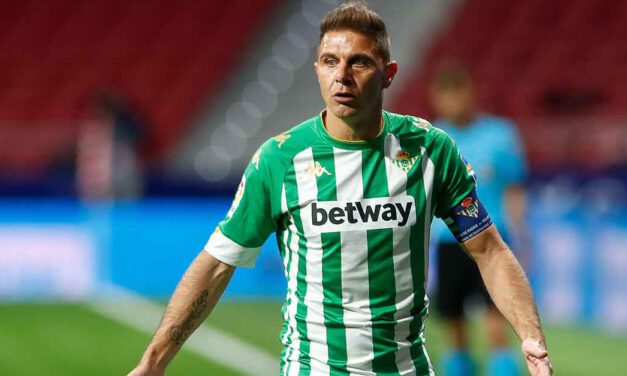 Joaquín sigue haciendo historia en LaLiga