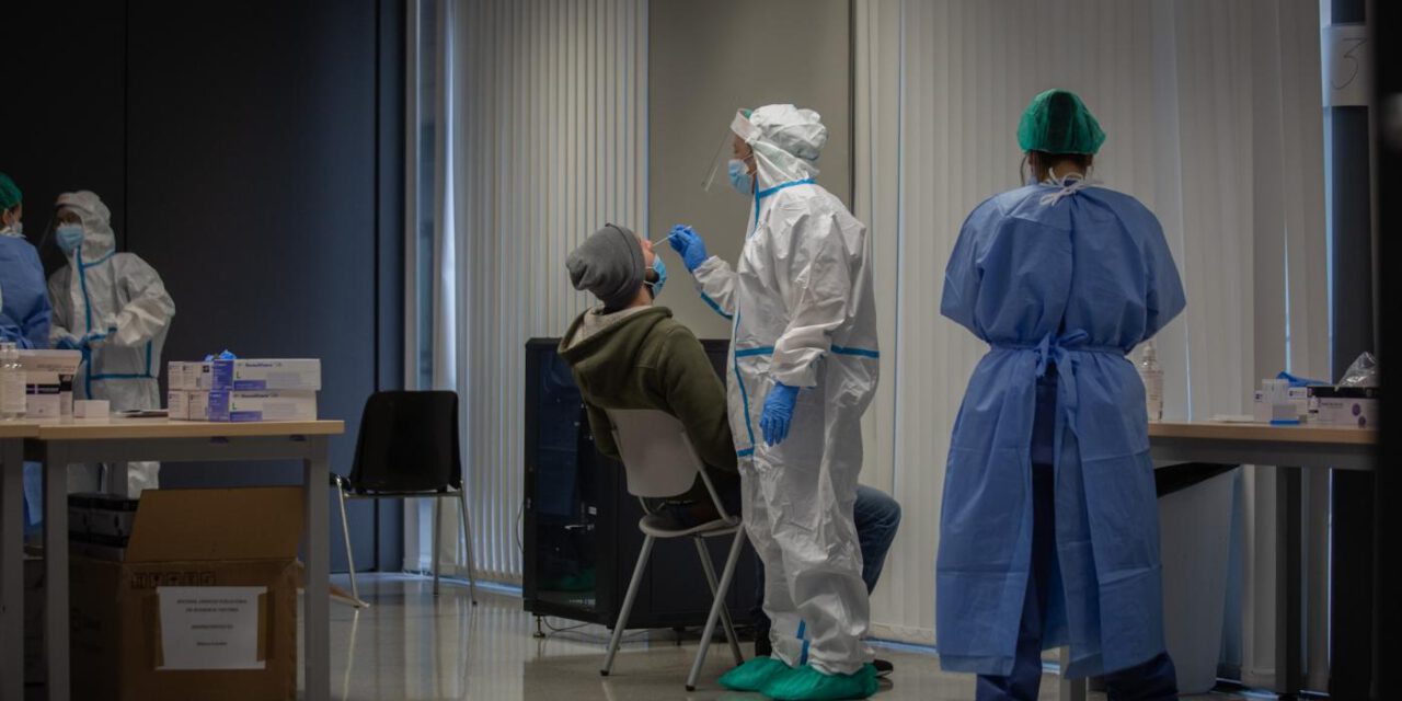 Andalucía registra la menor cifra de contagios desde el 14 de septiembre