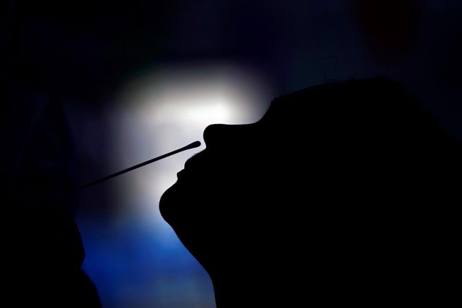 El coronavirus provoca un terremoto sanitario que solo calmará la vacuna