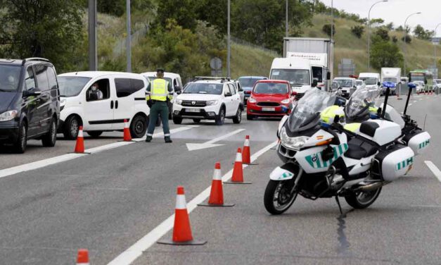 Sanidad veta los viajes entre autonomías del 23 de diciembre al 6 de enero salvo para visitar a familiares y allegados
