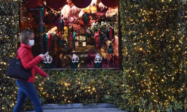 La propuesta de Sanidad para Navidad: un máximo de 10 personas en reuniones y cierres perimetrales