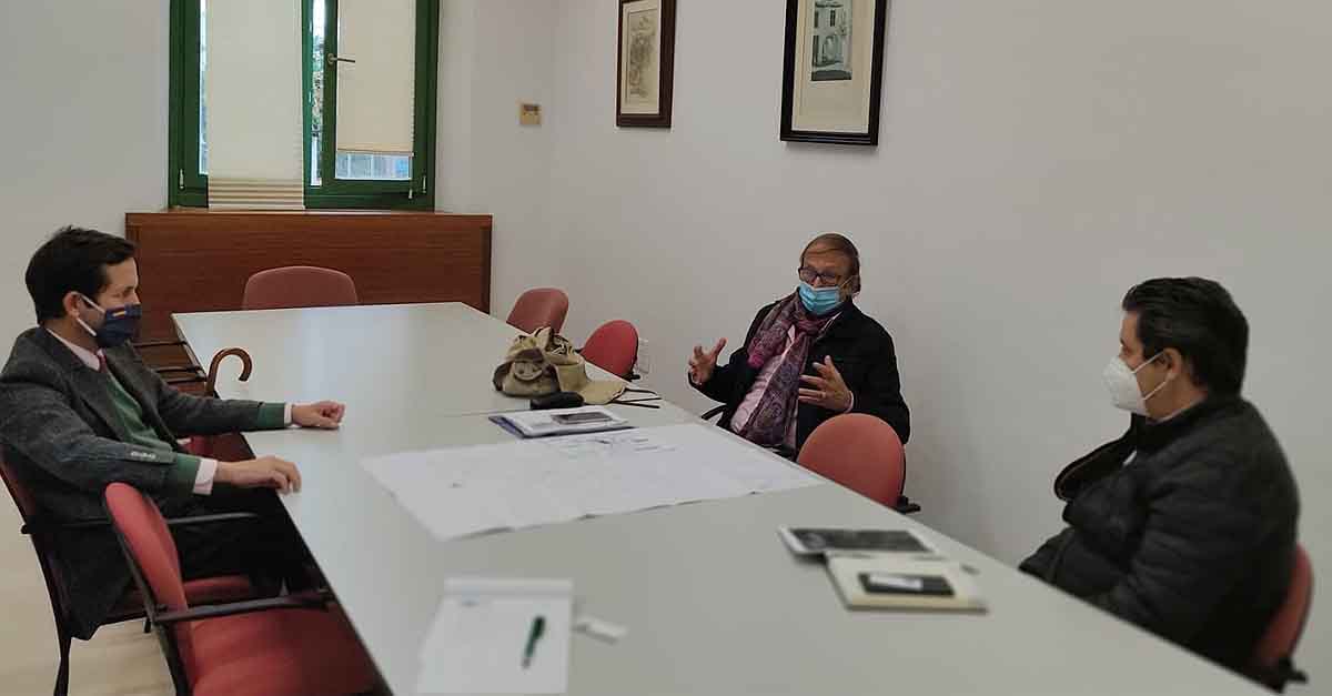 Vox mantiene un encuentro con la Fundación de Estudios Fenicios Mediterráneos