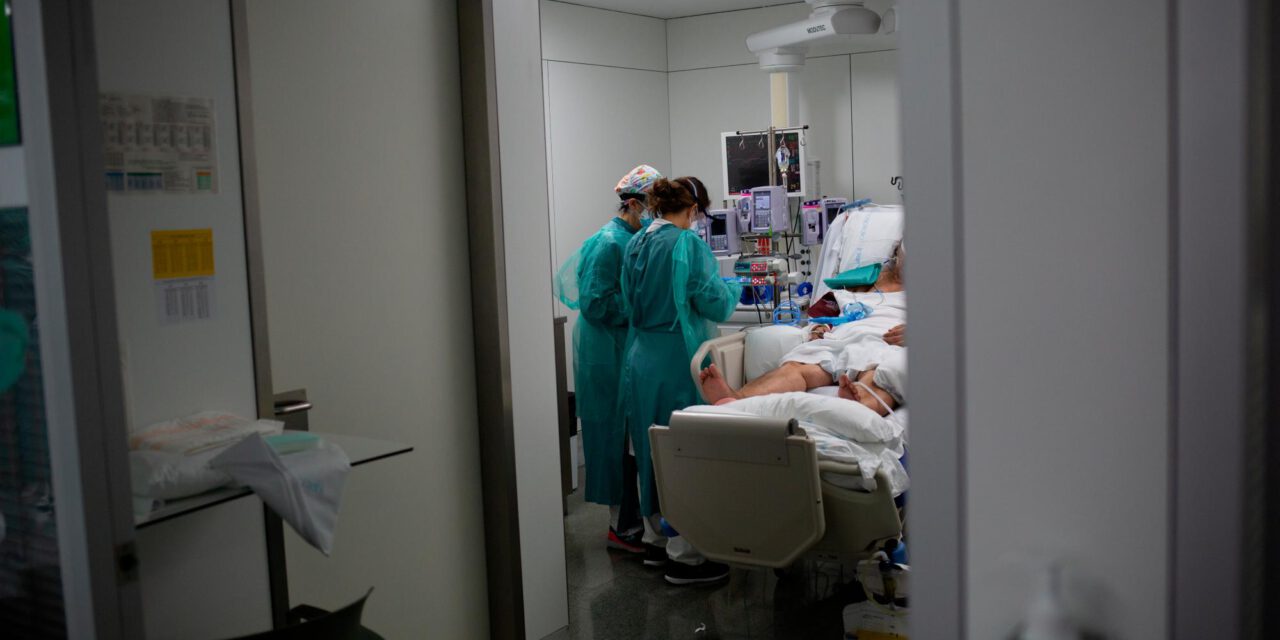 Andalucía: Baja el número de hospitalizados tras dos jornadas consecutivas de ascensos